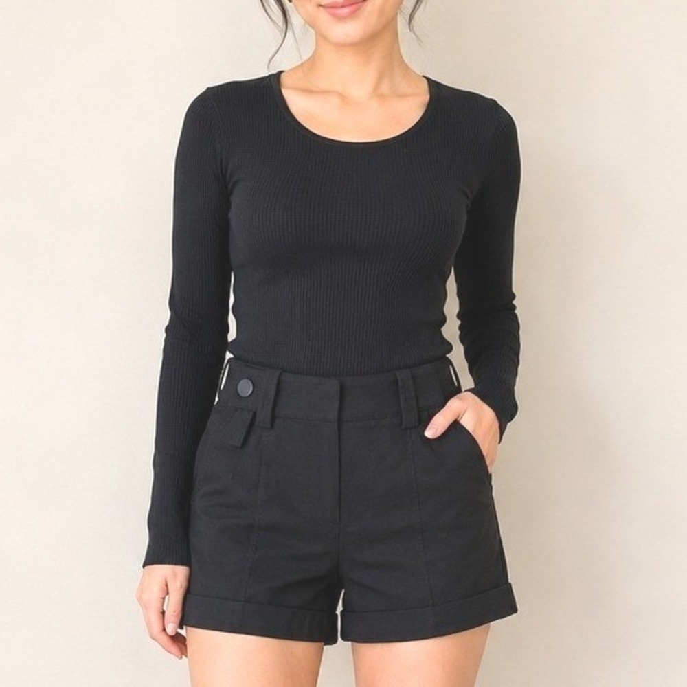 Set Bebe Black Shorts and The Limited Ribbed Long Sleeve Top Size 0 Y2K Casual